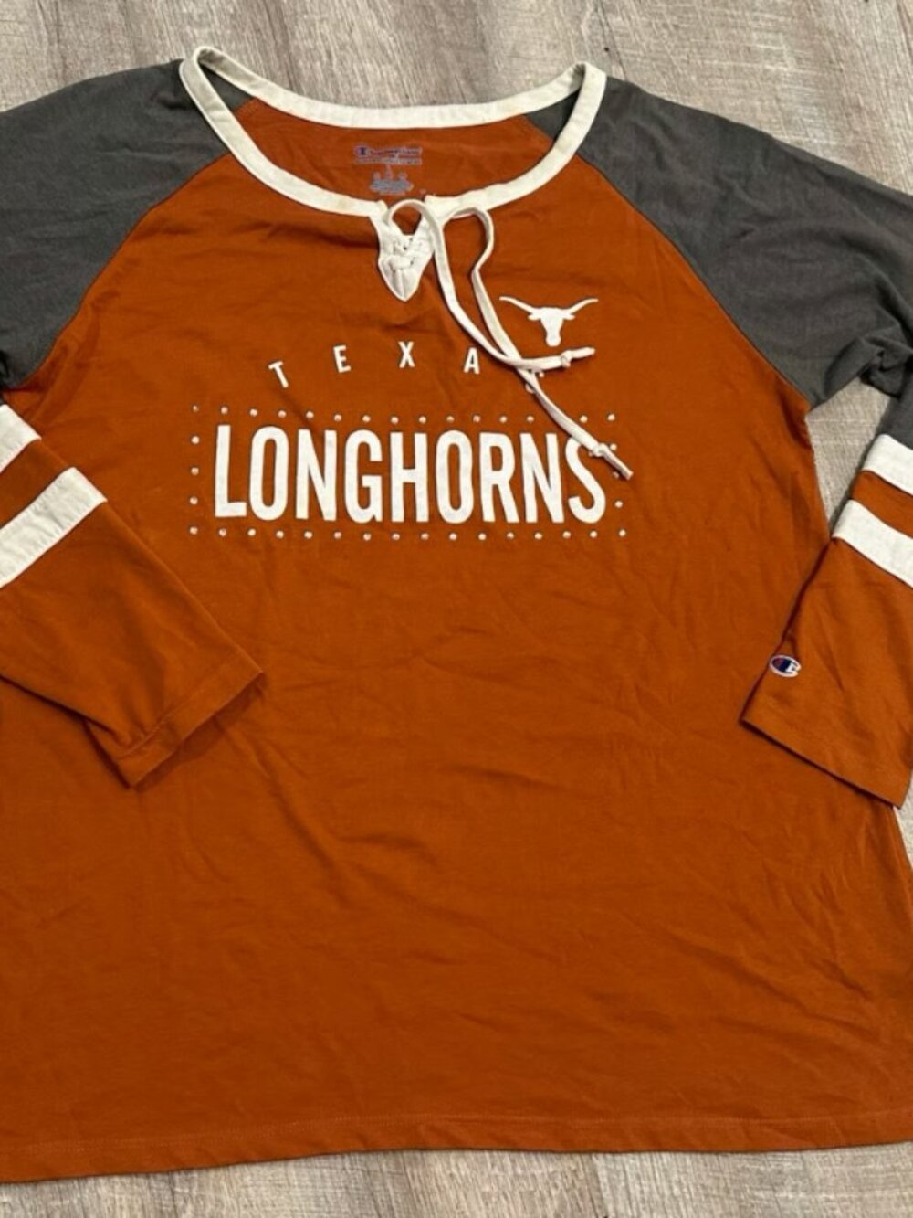 Champion Women’s Texas Longhorns Lace-Up Raglan Long Sleeve Shirt L